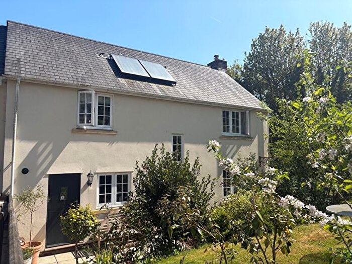 4 Bedroom Semi Detached House For Sale In Royal Oak Close, Dunkeswell, EX14