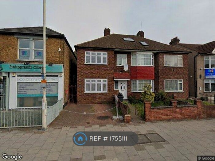 4 Bedroom Terraced House To Rent In High Road, Romford, RM6