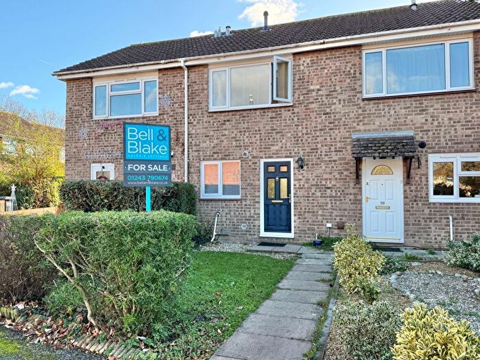 2 Bedroom Terraced House For Sale In Charles Avenue, Chichester, PO19