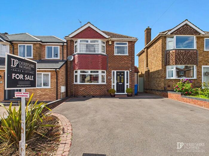 3 Bedroom Detached House For Sale In Sandringham Drive, Spondon, Derby, DE21