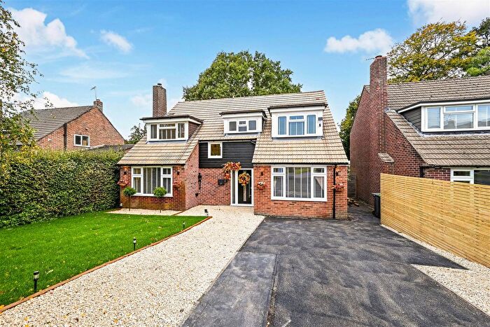 5 Bedroom Detached House For Sale In Roundway, Waterlooville, PO7