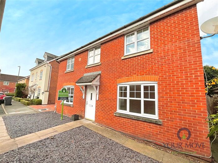 4 Bedroom Detached House For Sale In Vale Grove, Bromsgrove, Worcestershire, B60