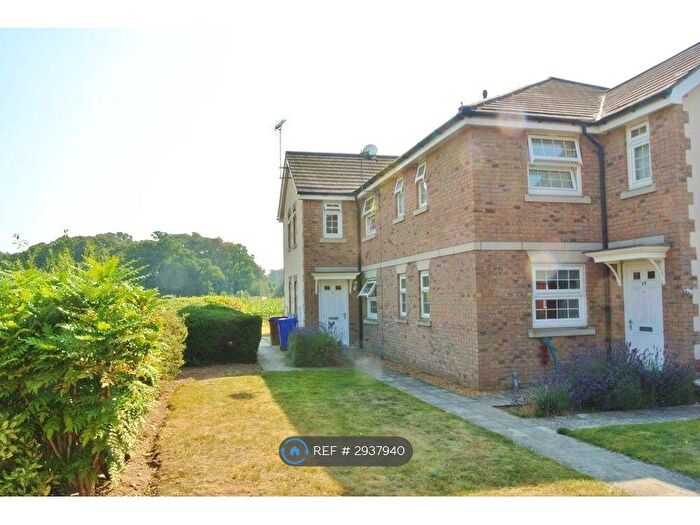 2 Bedroom Flat To Rent In Russet Drive, Red Lodge, Bury St. Edmunds, IP28