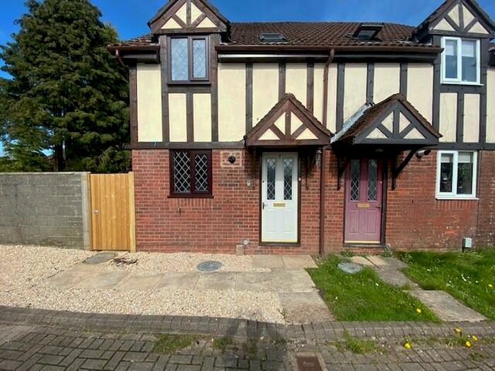 2 Bedroom House To Rent In Latimer Court, Ravenhill, Swansea, SA5