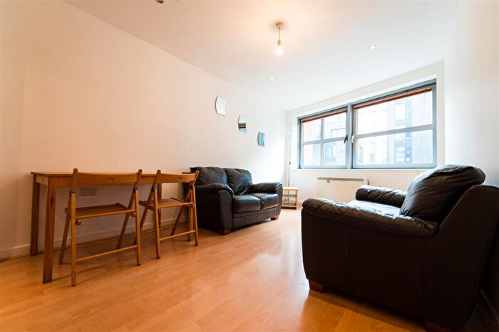 2 Bedroom Apartment To Rent In Montana House City Centre, M1