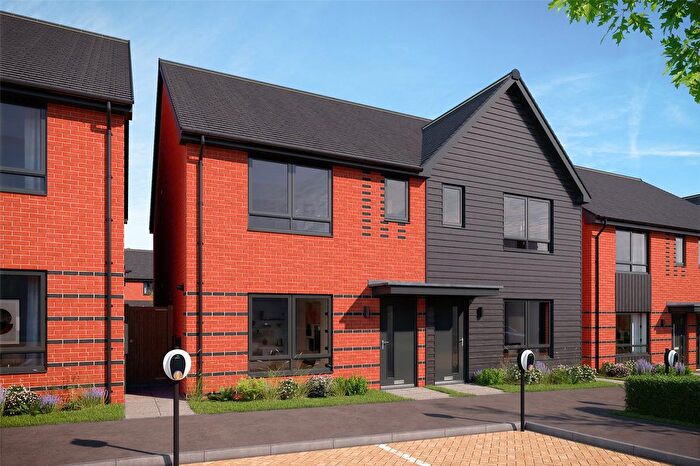 3 Bedroom Semi Detached House For Sale In Pollen Road, Hazlemere, High Wycombe, HP15