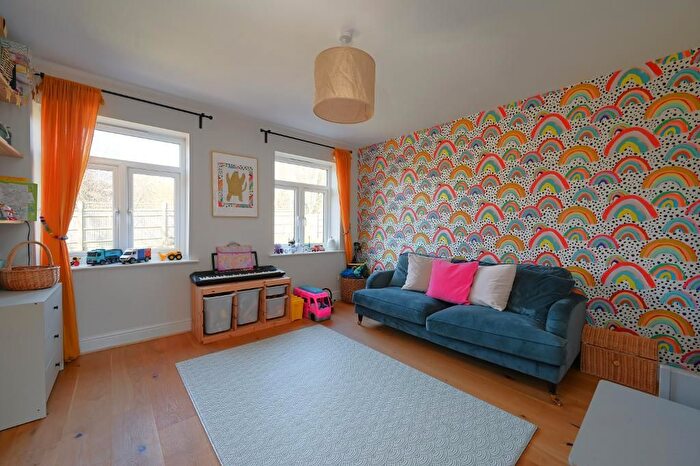 5 Bedroom Detached House For Sale In Little Dale Farm, Colliers Green, Kent, TN17