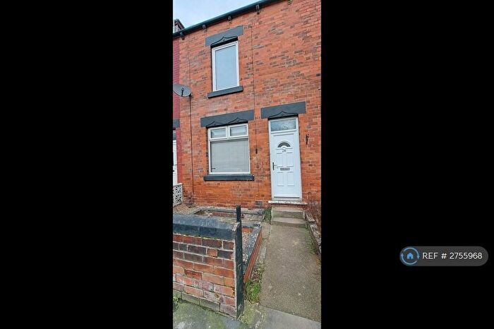 2 Bedroom Terraced House To Rent In Pye Avenue, Mapplewell, Barnsley, S75