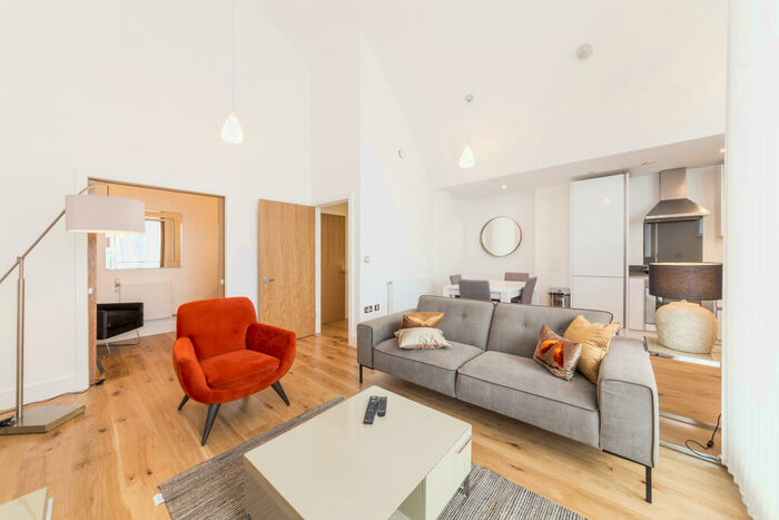 2 Bedroom Apartment To Rent In Thanet Tower, Caxton Street North, Canning Town, London, E16