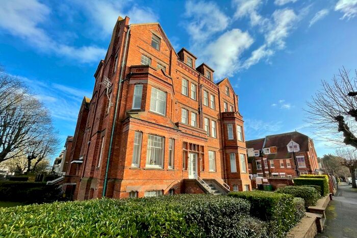 2 Bedroom Flat To Rent In Bouverie Road West, Folkestone, Kent, CT20