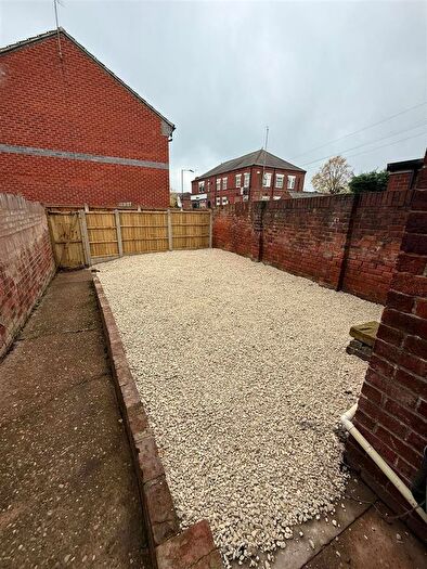 2 Bedroom Property To Rent In Urban Road, Hexthorpe, DN4