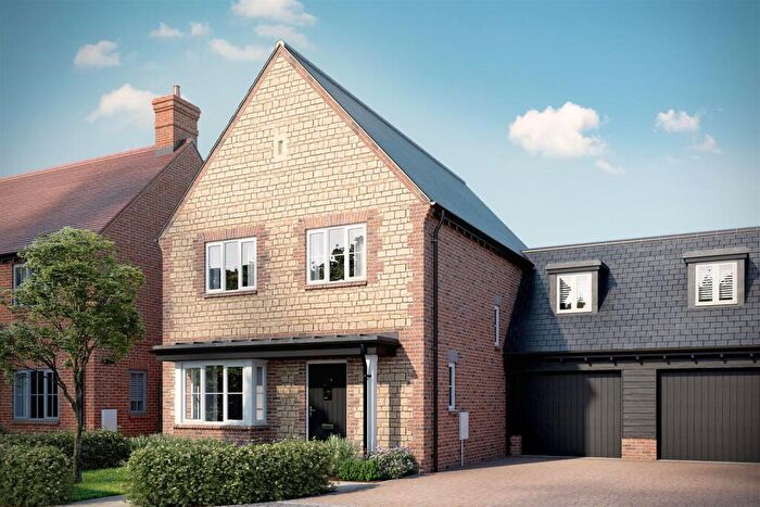 4 Bedroom Detached House For Sale In Long Crendon, Buckinghamhsire, HP18