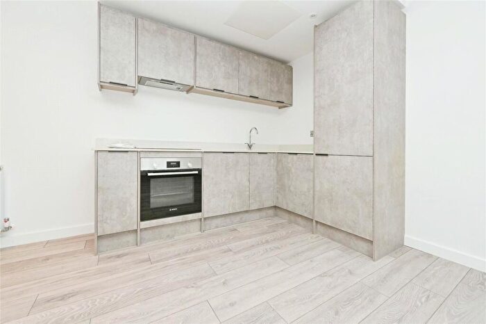 1 Bedroom Flat For Sale In Cresta House, Alma Street, Luton, LU1