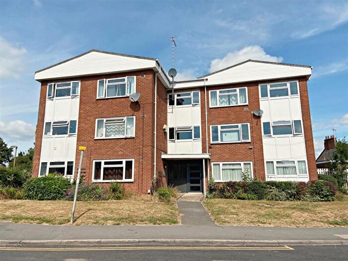 2 Bedroom Apartment To Rent In Albion Street, Kenilworth, CV8