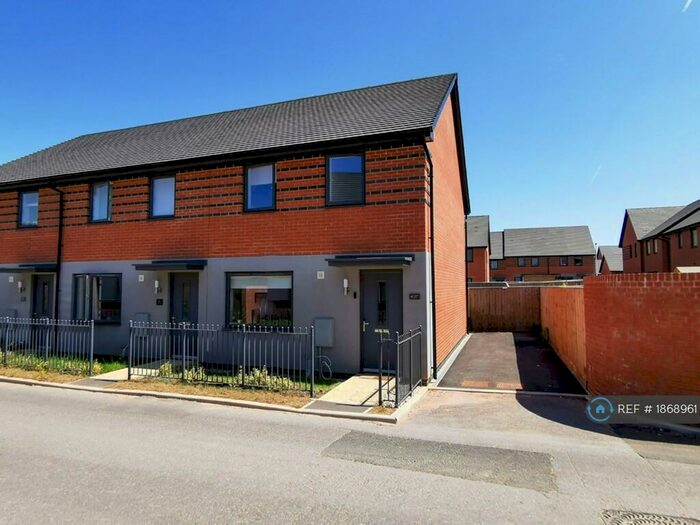 3 Bedroom End Of Terrace House To Rent In Quern Rise, Exeter, EX1