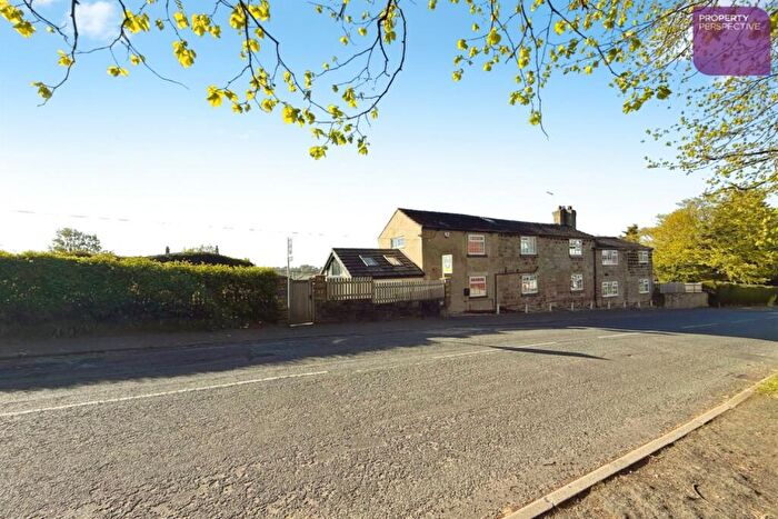 3 Bedroom Detached House For Sale In Sandhills, LS14