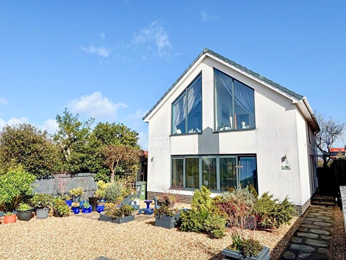 3 Bedroom Detached House For Sale In Dial Hill Road, Clevedon, BS21