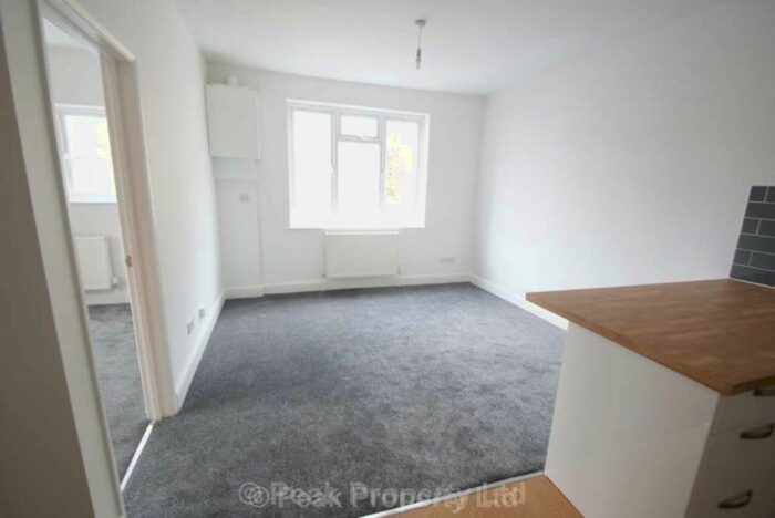 1 Bedroom Flat To Rent In Pall Mall, Leigh On Sea, SS9