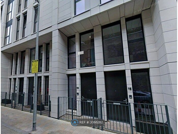 1 Bedroom Flat To Rent In Spinners Way, Manchester, M15