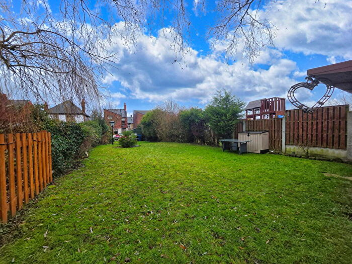 3 Bedroom Detached House For Sale In Hough Lane, Wombwell, Barnsley, S73