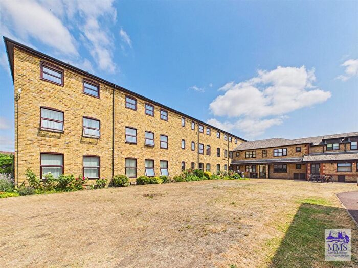 1 Bedroom Retirement Property For Sale In Trafalgar Road, Gravesend, DA11