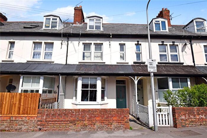 1 Bedroom Apartment To Rent In Craven Road, Newbury, Berkshire, RG14