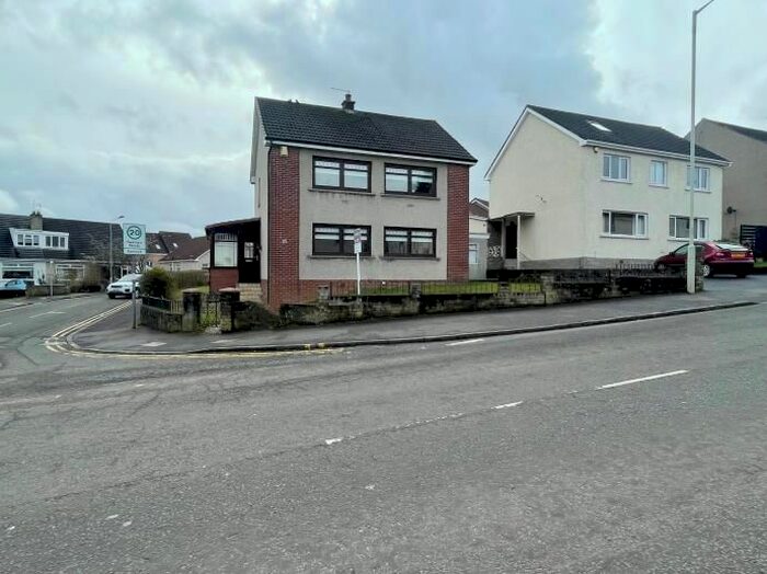 3 Bedroom Detached House To Rent In Wellhall Road, Hamilton, ML3