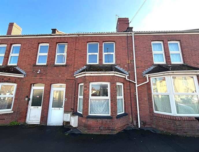 1 Bedroom Flat For Sale In Southmead Road, Westbury-On-Trym, Bristol, BS10