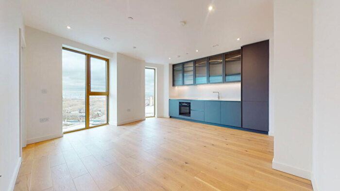 1 Bedroom Apartment To Rent In East Apartments, Ashley Road, London, N17