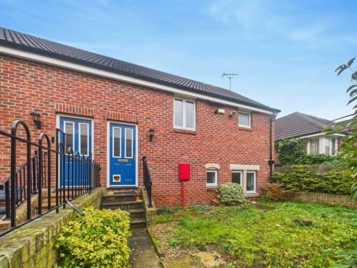 3 Bedroom Semi Detached House To Rent In Camden Square, North Shields, NE30