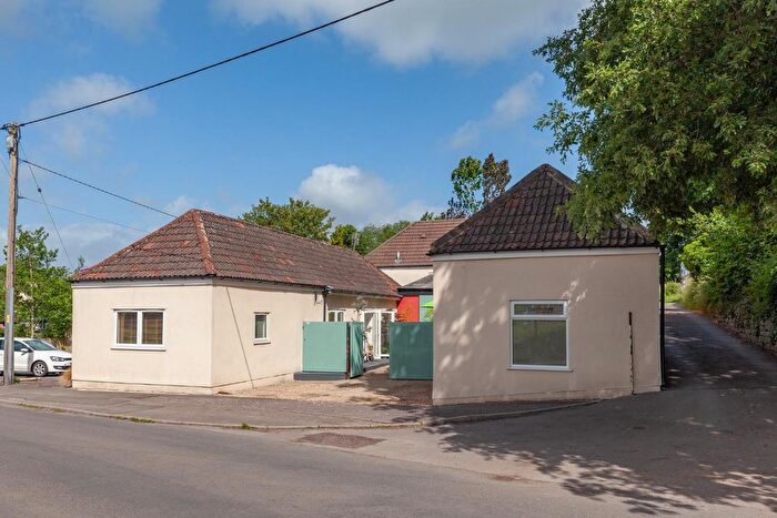 4 Bedroom Property For Sale In Station Road, Cam, Dursley, GL11