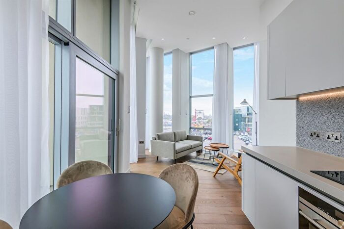2 Bedroom Flat To Rent In No., Upper Riverside, Cutter Lane, Greenwich Peninsula, SE10