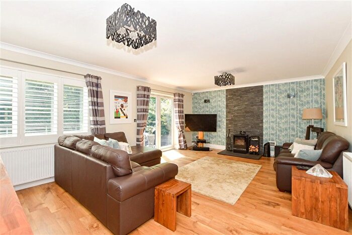 5 Bedroom Detached House For Sale In Welland Close, Crowborough, East Sussex, TN6