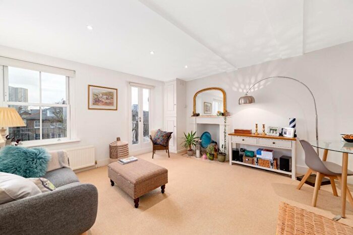 1 Bedroom Flat To Rent In Buckland Crescent, Belsize Park, NW3