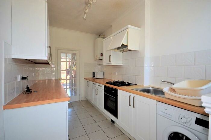 4 Bedroom Detached House To Rent In Frampton Road, Winton, Bournemouth, BH9