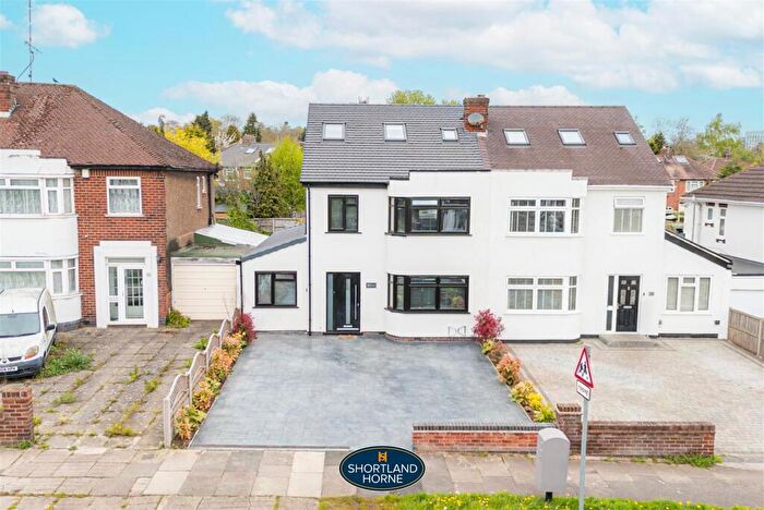 5 Bedroom Semi Detached House For Sale In Daventry Road, Cheylesmore, Coventry, CV3