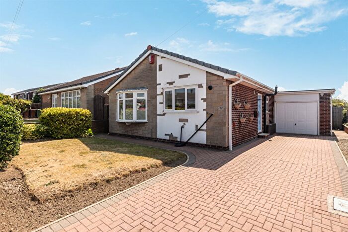 2 Bedroom Detached Bungalow For Sale In Castle Syke View, Pontefract, WF8
