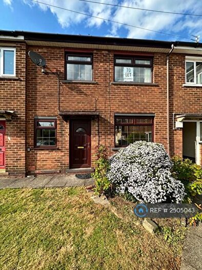4 Bedroom Terraced House To Rent In Mansfield Road, Rochdale, OL11