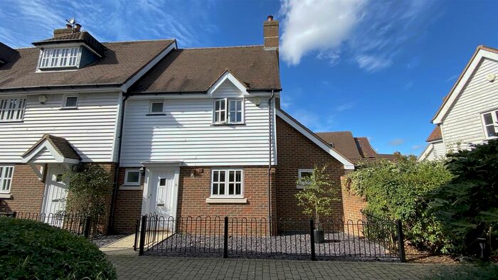 2 Bedroom Terraced House To Rent In Laxton Walk, Kings Hill, ME19