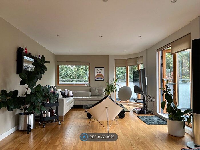 2 Bedroom Flat To Rent In Weardale Road, London, SE13