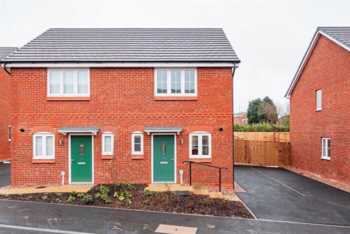 3 Bedroom Semi-Detached House To Rent In Butterworth Road, Sutton In Ashfield, NG17