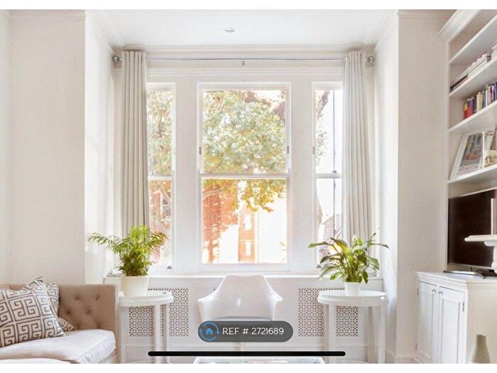 2 Bedroom Maisonette To Rent In Wandsworth Bridge Road, London, SW6