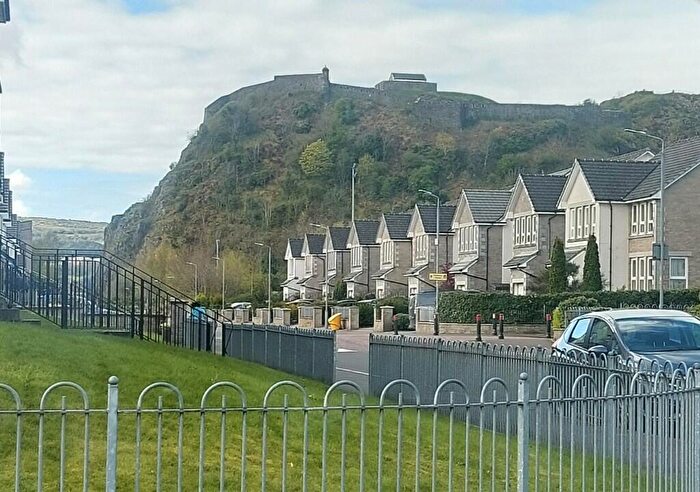 2 Bedroom Flat To Rent In Bruce Street, Dumbarton, Dunbartonshire, G82