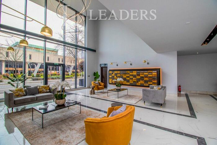 2 Bedroom Flat To Rent In Victoria Avenue, Southend-On-Sea, SS2