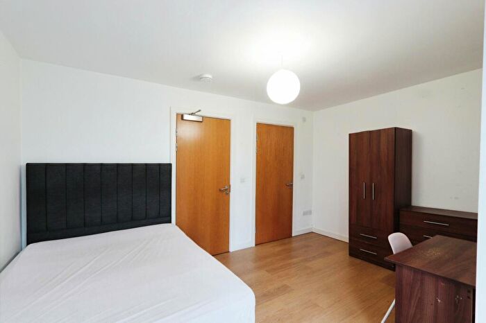 1 Bedroom Apartment For Sale In Oxford Street, Sheffield, South Yorkshire, S6