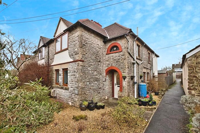 3 Bedroom Property For Sale In Whitstone Road, Shepton Mallet, BA4