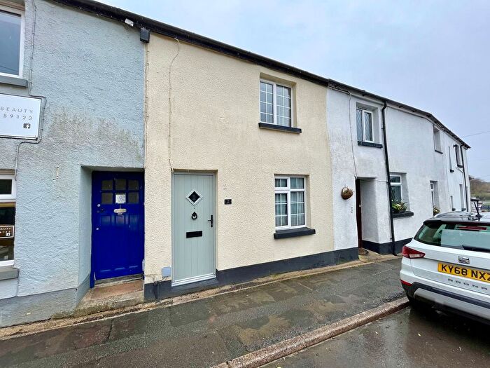 2 Bedroom Cottage For Sale In Chudleigh Knighton, Newton Abbot, TQ13