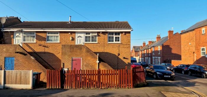 1 Bedroom Flat To Rent In Egypt Road, Nottingham, Nottinghamshire, NG7