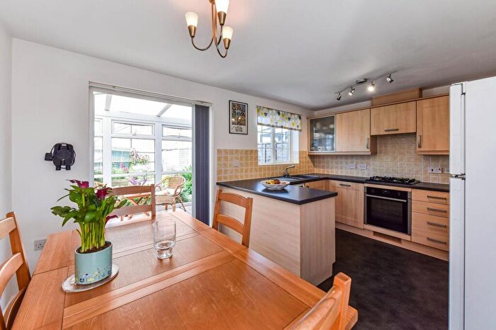 3 Bedroom End Of Terrace House For Sale In Tide Way, Bracklesham Bay, PO20