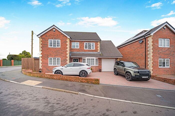 4 Bedroom Detached House For Sale In Heol Y Nant, Pontardawe, Swansea, SA8